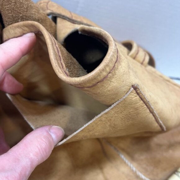 VTG Large Light Brown Leather Satchel Shoulder Messenger Adjustable Handbag - Picture 10 of 16